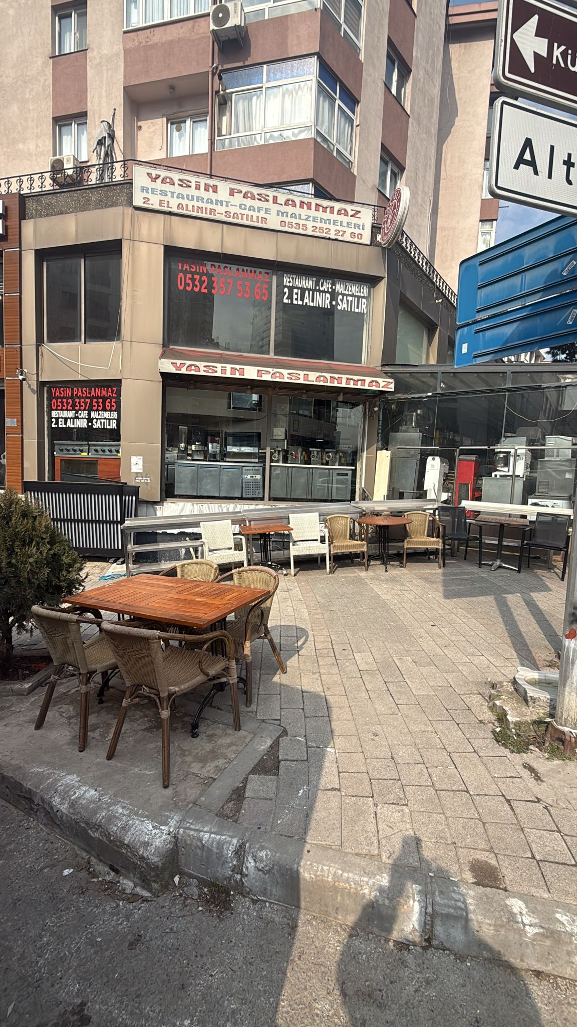 Yasin Paslanmaz İstanbul genelinde restoran, otel ve işletmeler için paslanmaz mutfak ekipmanları alım satımı ve profesyonel mutfak çözümleri sunan güvenilir firma